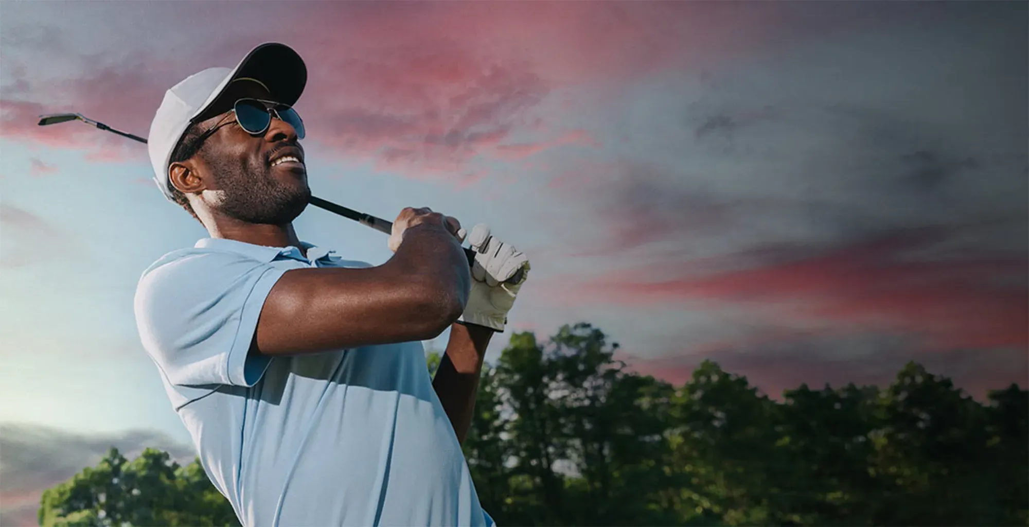 Nutritionist writing for patient